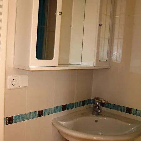 House - 5 Bedrooms With Pool And Sea Views Young People Group Not Allowed - 07068